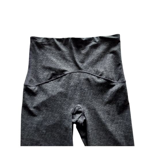 Spanx Women's Heather Gray High Rise Cropped Compression Leggings Size L - Picture 3 of 10